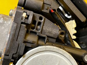 ZAMEK KLAPY BAGAŻNIKA LEXUS RX 450H III 3 AL10