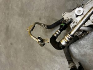 CHŁODNICZKA CHŁODNICA OLEJU SKRZYNI AUDI SQ7 Q7 4M0 4.0 TDI