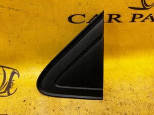 OSŁONA TRÓJKĄT BŁOTNIKA LEWA DACIA SANDERO III 2023R