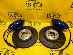 NOWE ZACISKI TARCZE KLOCKI PRZÓD BMW M2 F87 M3 F80 M4 F82 F83