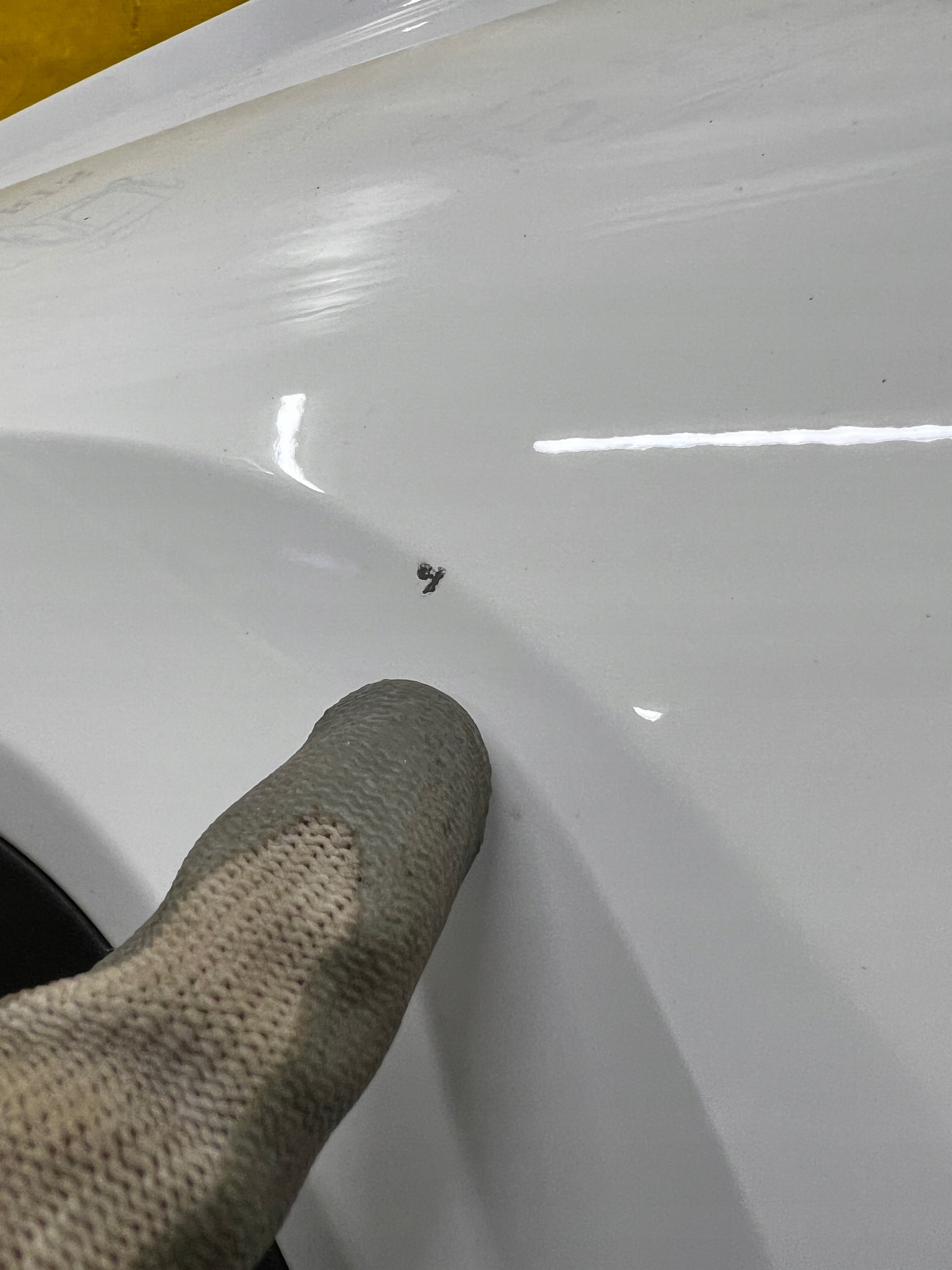 BŁOTNIK LISTWA SIERP LEWY PRZÓD HYUNDAI TUCSON IV KOLOR PYW