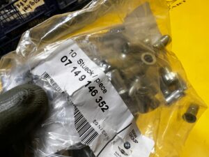 10 X NITONAKRĘTKA Z ŁBEM WPUSZCZ. M5 BMW NOWA OEM