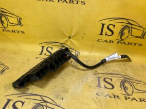 SKRZYNKA BEZPIECZNIKÓW LAND ROVER L462 DISCOVERY V