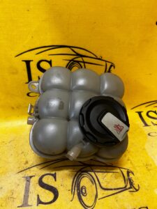 ZBIORNICZEK WYRÓWNAWCZY AUDI Q7 4M 4M0121403C