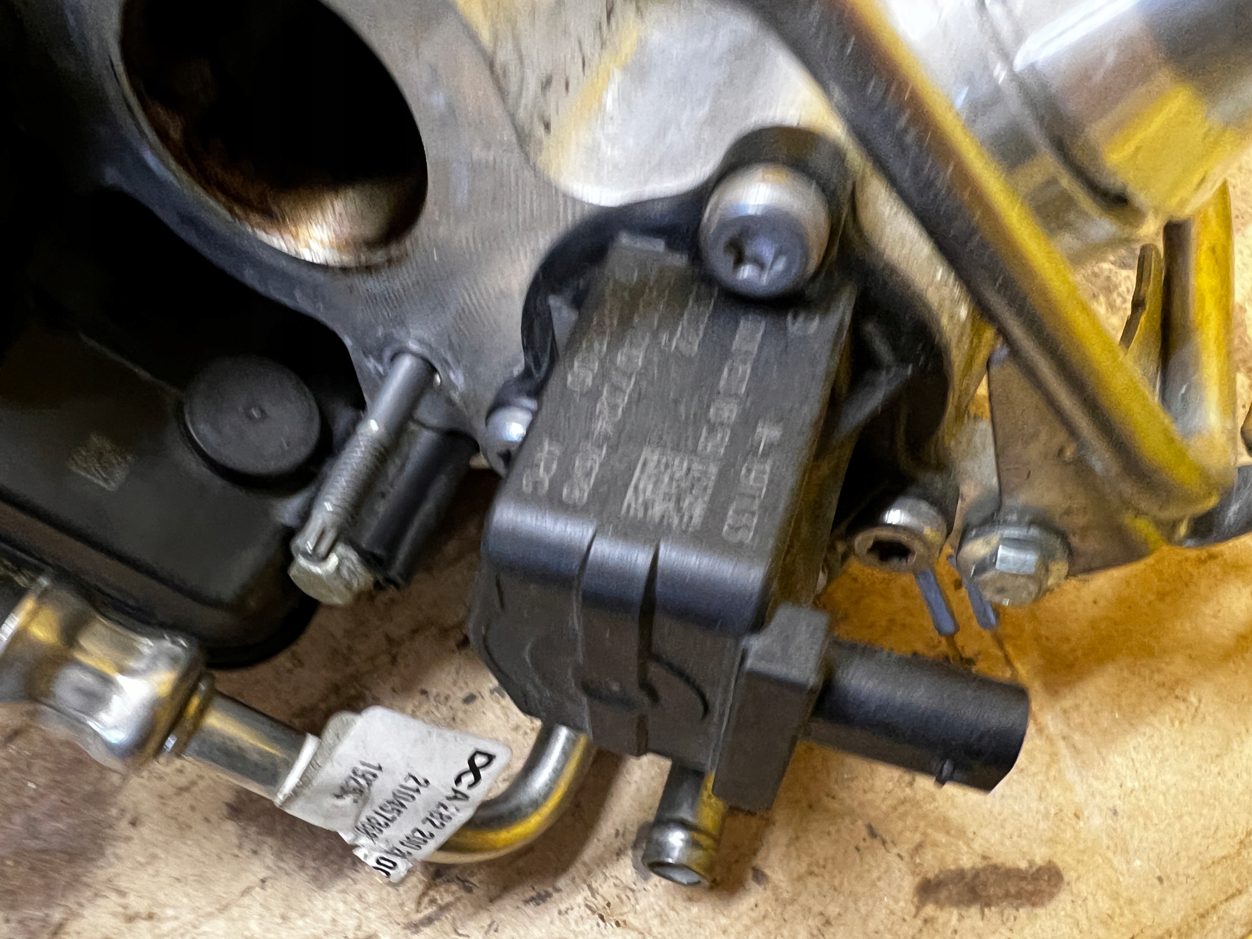 TURBOSPRĘŻARKA TURBO TURBINA KOLEKTOR RENAULT 1.3 TCE