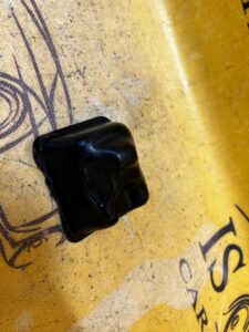 PRAWE LEWE WYPEŁNIENIE WYGŁUSZENIE PIANKA BŁOTNIKA GENESIS GV70