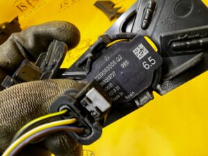 CZUJNIK PARKOWANIA PDC KOSZYK PRZÓD MERCEDES C KLASA W206 AMG