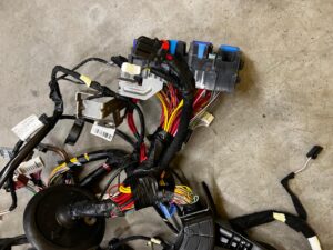 WIĄZKA WNĘTRZA ŚCIANY GRODZIOWEJ DACIA SANDERO III 1.0 TCE LPG ECO-G