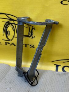 UCHWYT MOCOWANIE SERWA PORSCHE 987 CAYMAN 911 997