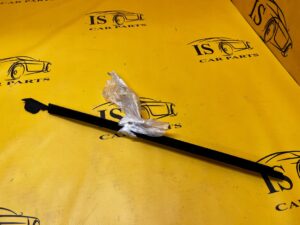 LISTWA USZCZELNIAJĄCA DRZWI TYŁ LEWY LEWA BMW 3 E36 SEDAN KOMBI NOWA OEM