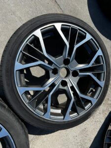 KOŁA FELGI OPONY LETNIE FORD FIESTA MK7 GMP HANKOOK 205/40 R17