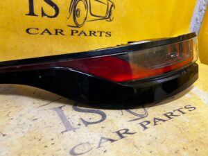 LAMPA TYLNA W BŁOTNIK LEWA LR RANGE ROVER EVOQUE II L551