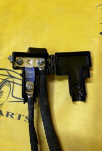 PRZEWÓD KLEMA PLUSOWA VOLKSWAGEN GOLF VIII