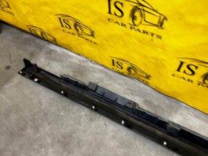 LISTWA NAKŁADKA PROGU PROGOWA PRÓG LEWY LEWA RANGE ROVER VELAR L560