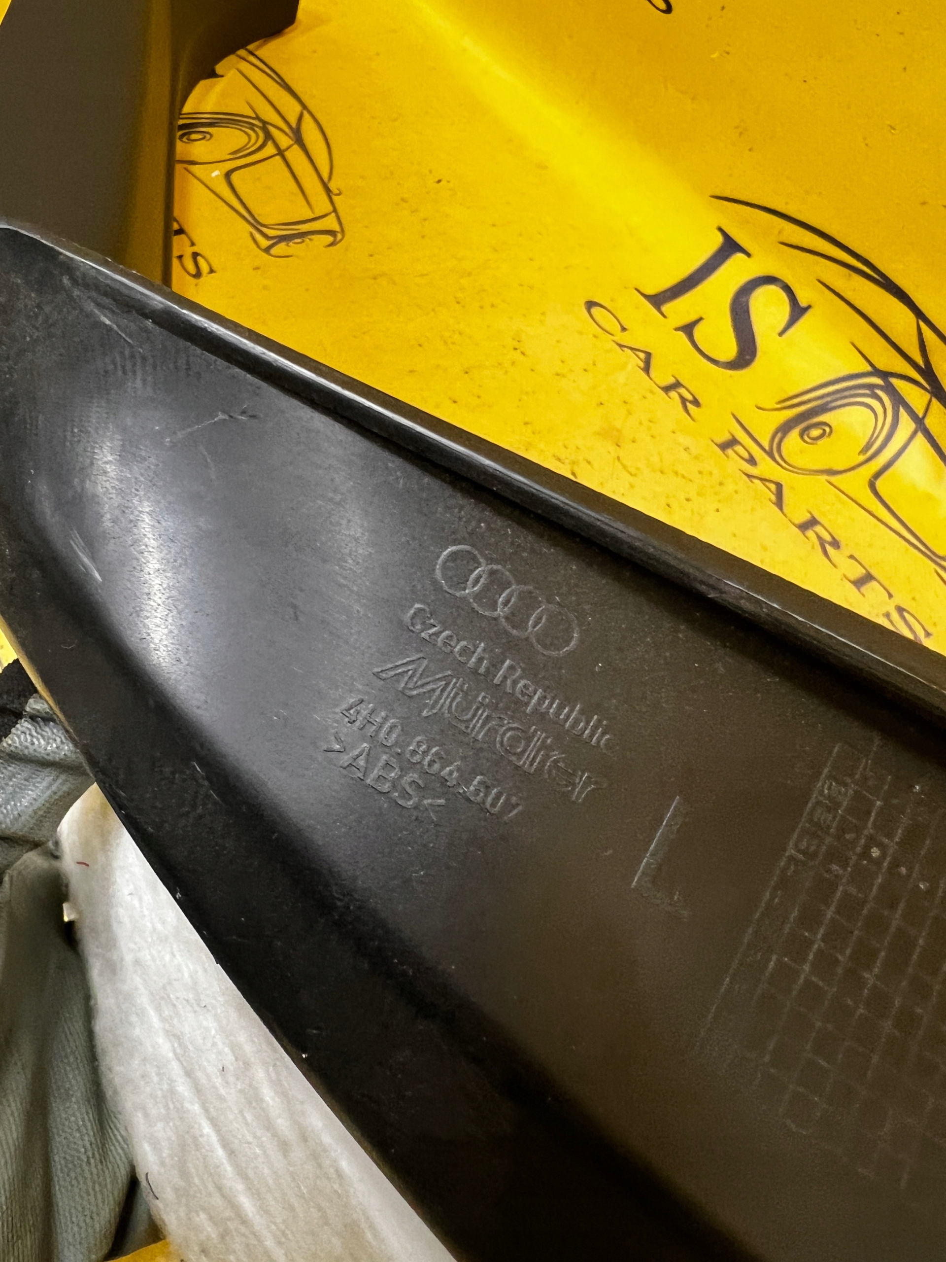 OSŁONA PROGU LED TYLNA CZARNA 6PS LEWA AUDI A8 D4 LONG