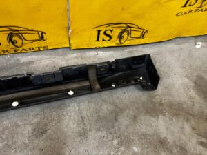 LISTWA NAKŁADKA PROGU PROGOWA PRÓG LEWY LEWA RANGE ROVER VELAR L560