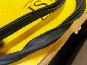 USZCZELKA KLAPY BAGAŻNIKA TYŁ VW T-ROC