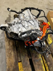 SILNIK KOMPLETNY NAPĘD TYLNY ELEKTRYCZNY TESLA MODEL 3 2WD 62 TYS KM