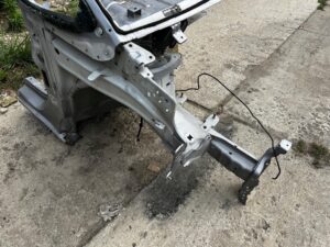 ĆWIARTKA PRÓG PODŁUŻNICA PRZÓD PRZEDNIA PRAWY CITROEN C4 PICASSO II GRAND