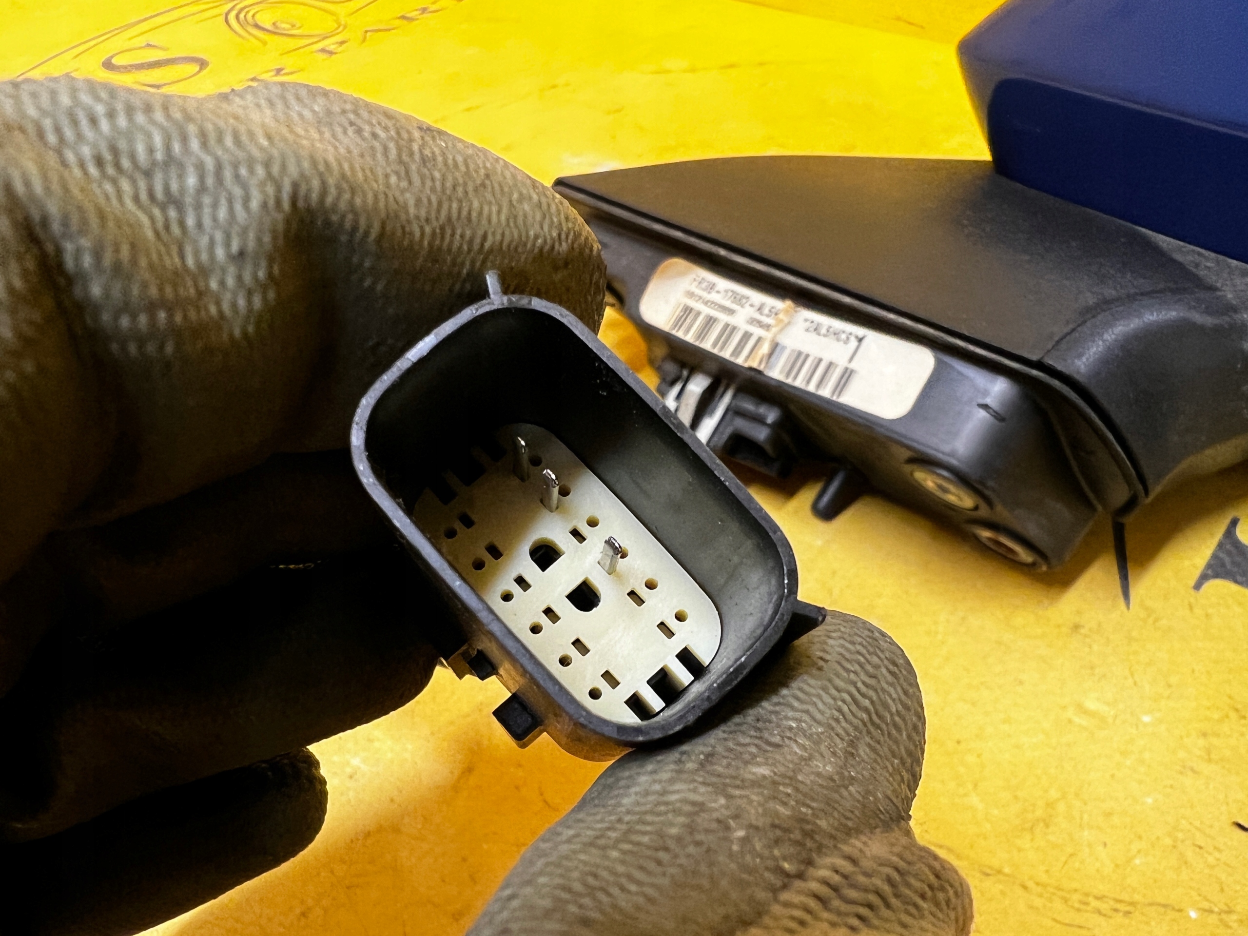 LUSTERKO ZEWNĘTRZNE PRAWE 3PIN 3 PIN FORD MUSTANG VI USA N6
