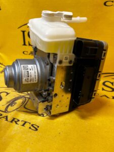 POMPA ABS SERWO HAMULCOWE FORD KUGA ESCAPE MK3