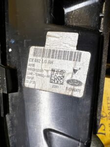 LAMPA PRAWY TYŁ W KLAPĘ FORD KUGA MK3