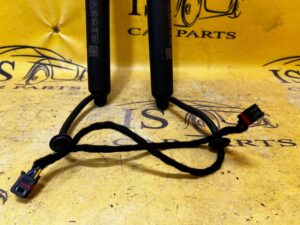 KOMPLET SIŁOWNIKI KLAPY BAGAŻNIKA PORSCHE CAYENNE 9Y3 9Y0 COUPE HYBRID