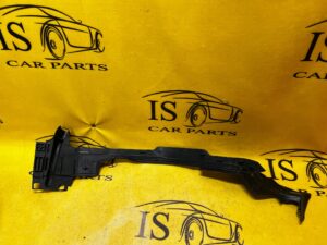 OSŁONA BŁOTNIKA PLASTIK PRZÓD PRAWY AUDI A8 D5 4N