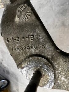 ŁAPA WSPORNIK SILNIKA DACIA DOKKER 1.5 BLUE DCI