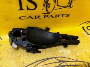 PODSTAWA MOCOWANIE KLAMKI PRAWY PRZÓD BMW E92 M3