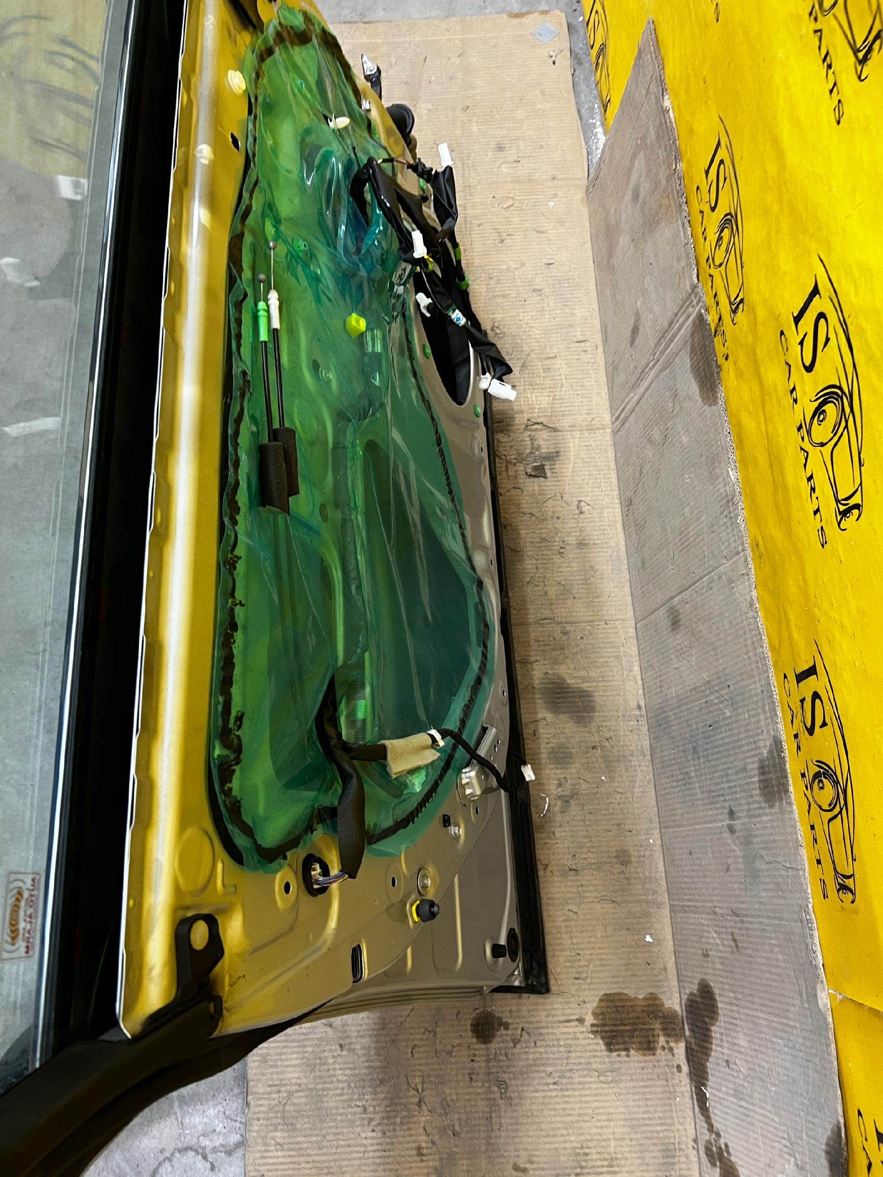 DRZWI LEWE PRZEDNIE PRZÓD KOLOR SREBRNY LEXUS RX 450H