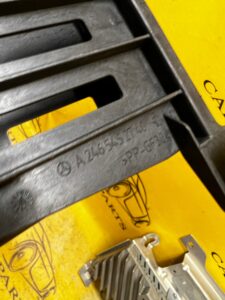 UCHWYT MOCOWANIE MODUŁU STEROWNIKA INFINITI Q30 MERCEDES CLA 45