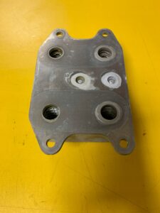 CHŁODNICA CHŁODNICZKA OLEJU SILNIKA AUDI VW SKODA