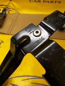 WSPORNIK MOCOWANI ZDERZAKA LEWY TYŁ FORD KUGA MK3