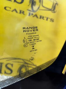 SZYBA PRZEDNIA AKUSTYCZNA RANGE ROVER SPORT L494