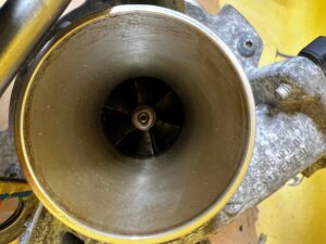 KOMPLETNA TURBOSPRĘŻARKA TURBO FORD ESCAPE MK4 KUGA MK3 1.5 ECOBOOST