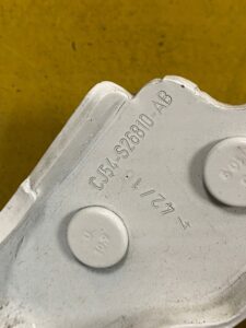 ZAWIASY DRZWI LEWY TYŁ FORD KUGA MK2