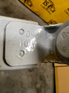 SZYNA PROWADNICA DRZWI PRZESUWNYCH GÓRNA PRAWA DACIA DOKKER EU 369