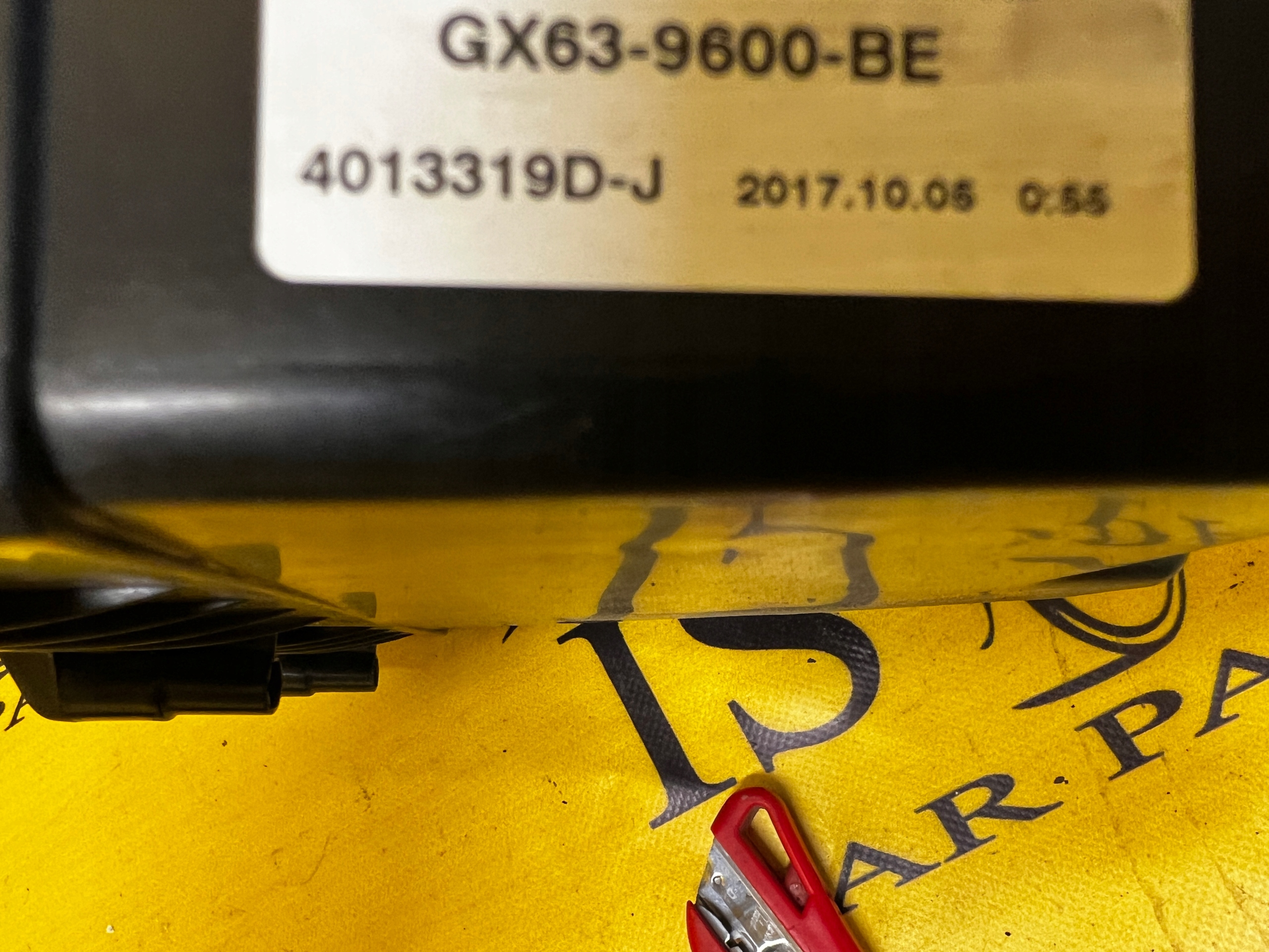 OBUDOWA FILTRA POWIETRZA RANGE ROVER VELAR L560 2.0D