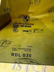 SZYBA DRZWI TYŁ TYLNA LEWY BMW 5 G30 M5 F90 NOWA OEM