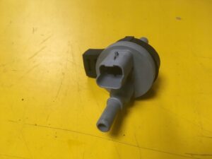 ZAWÓR PODCIŚNIENIA 1.2 THP HNO5 PEUGEOT 3008 II