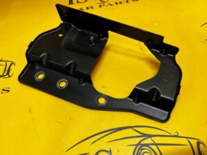 WSPORNIK MOCOWANIE SIŁOWNIKA POKRYWY SILNIKA PRAWY RANGE ROVER VELAR L560