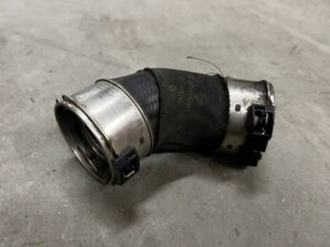 RURA PRZEWÓD WĄŻ POWIETRZA INTERCOOLERA RENAULT MEGANE IV 1.5 DCI