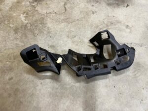 ŚLIZG ZDERZAKA TYŁ PRAWY RENAULT CAPTUR I PRZEDLIFT