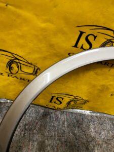 LISTWA NAKŁADKA SIERP BŁOTNIKA PRZÓD LEWY LEWA FORD KUGA MK3