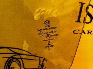 LEWA SZYBA DRZWI PRZÓD PEUGEOT 508 II R8 2019