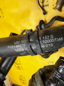 OBUDOWA TERMOSTATU KRÓCIEC WODY AUDI A4 B9 8W 2.0 TDI