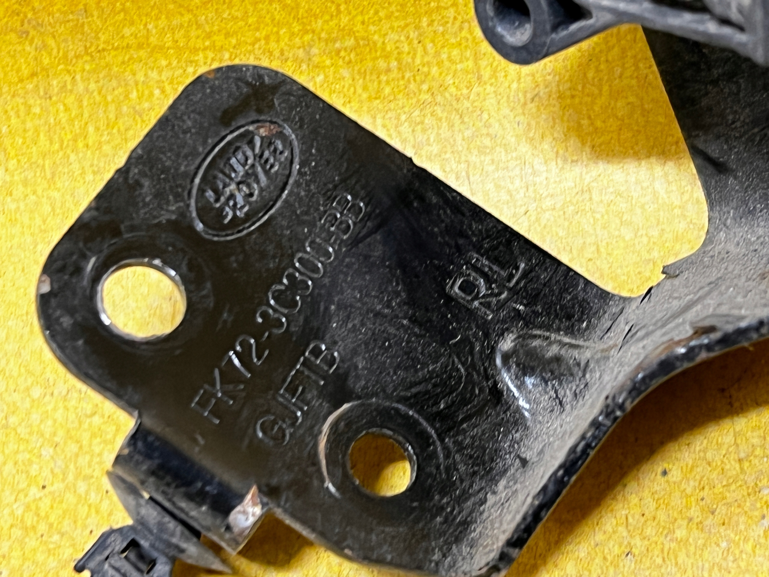 CZUJNIK POZIOMOWANIA ŚWIATEŁ TYŁ LR DISCOVERY L550