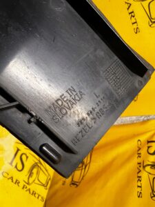 OSŁONA LAMPY TYŁ LEWY PORSCHE CAYENNE II 7P5