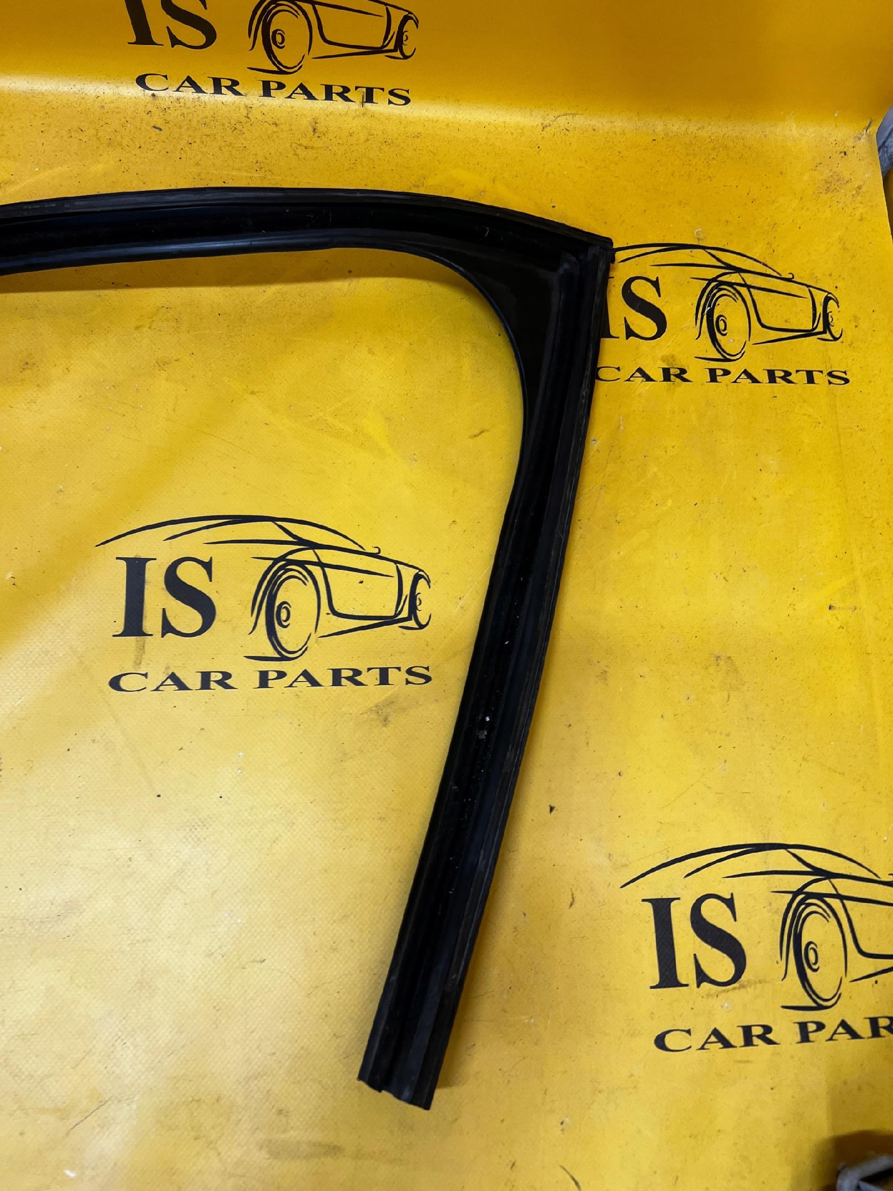 USZCZELKA SZYBY DRZWI PRZÓD LEWY CITROEN C4 PICASSO II